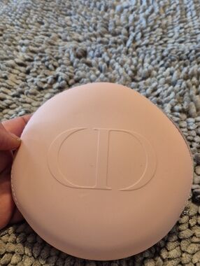 NWTDior Pale Pink Round CD Embossed Silicone Pouch [B4]